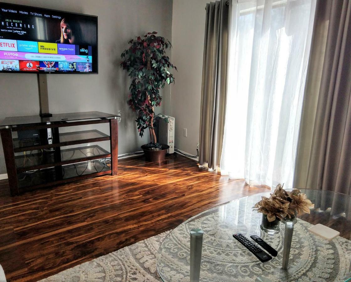 Delightful Townhome - Central Raleigh Location Buitenkant foto