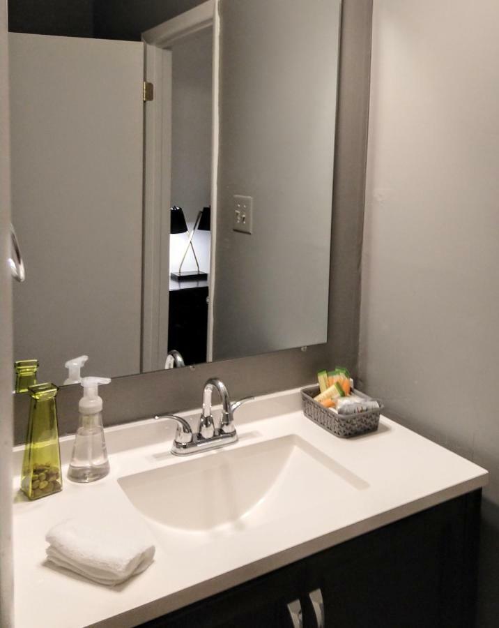 Delightful Townhome - Central Raleigh Location Buitenkant foto