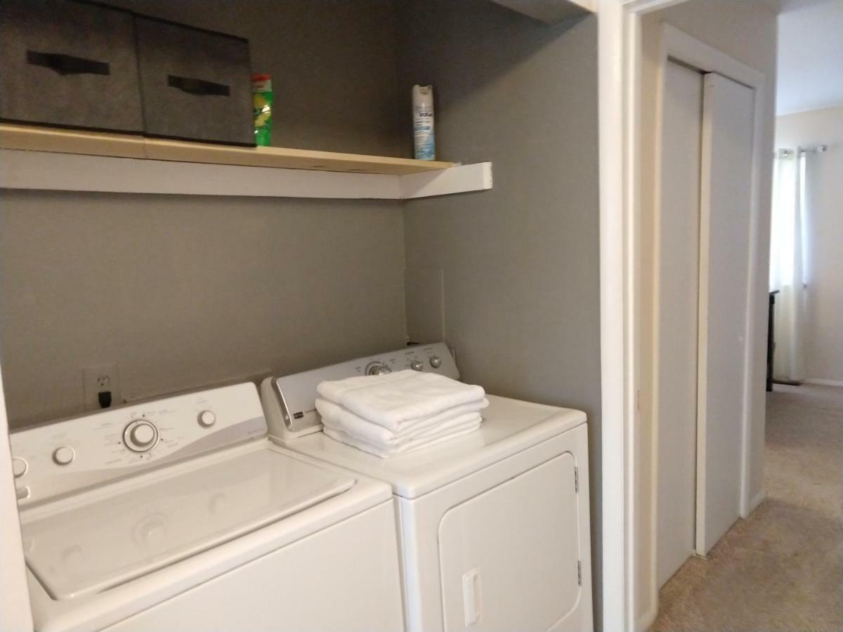 Delightful Townhome - Central Raleigh Location Buitenkant foto