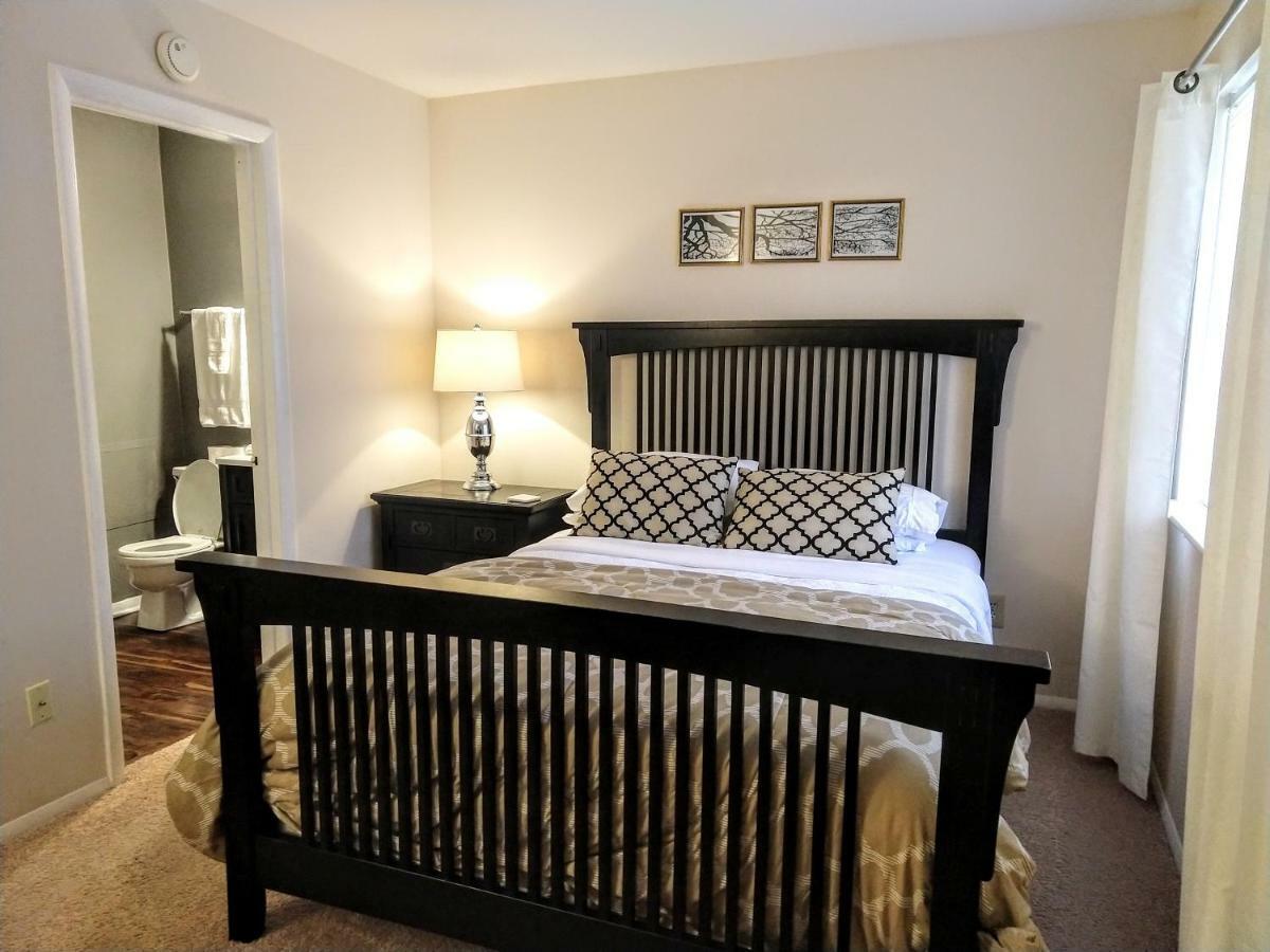 Delightful Townhome - Central Raleigh Location Buitenkant foto