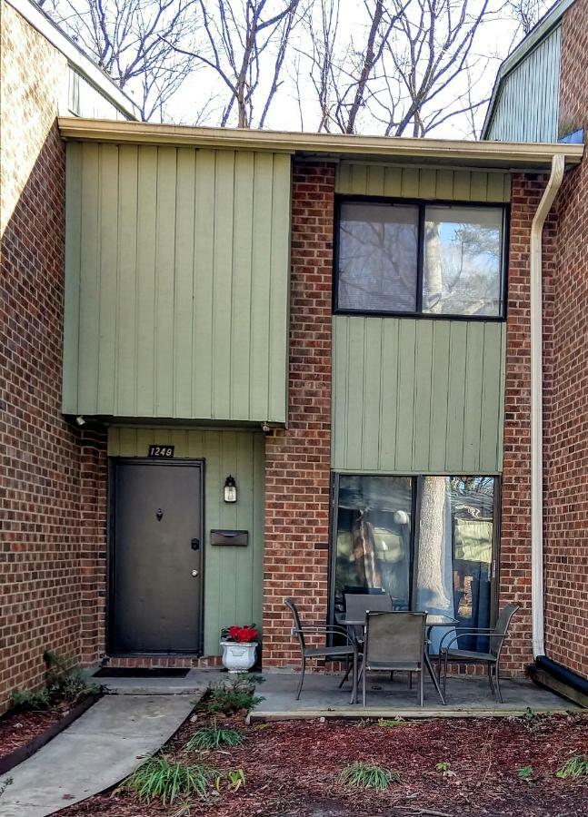 Delightful Townhome - Central Raleigh Location Buitenkant foto